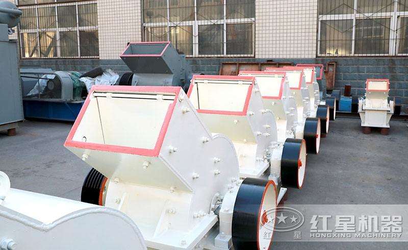 小型錘式破碎機(jī)廠(chǎng)家，現(xiàn)貨提供，可到場(chǎng)帶料免費(fèi)咨詢(xún)